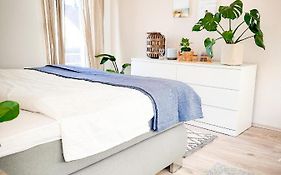 Schoenes Modernes Einfamilienhaus Fuer 1 Bis 6 Personen