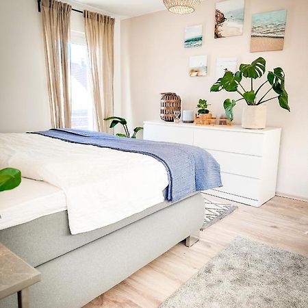 Schoenes Modernes Einfamilienhaus Fuer 1 Bis 6 Personen Rimpar Buitenkant foto