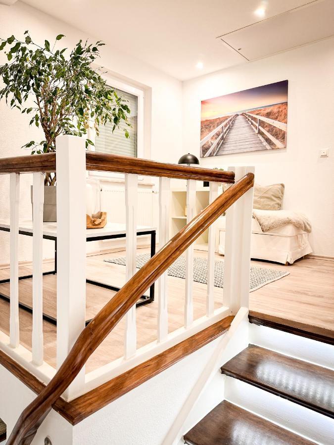 Schoenes Modernes Einfamilienhaus Fuer 1 Bis 6 Personen Rimpar Buitenkant foto